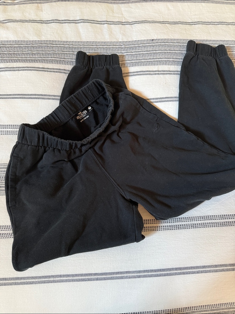 Hollister Black Elastic-Waist Jogger Sweatpants